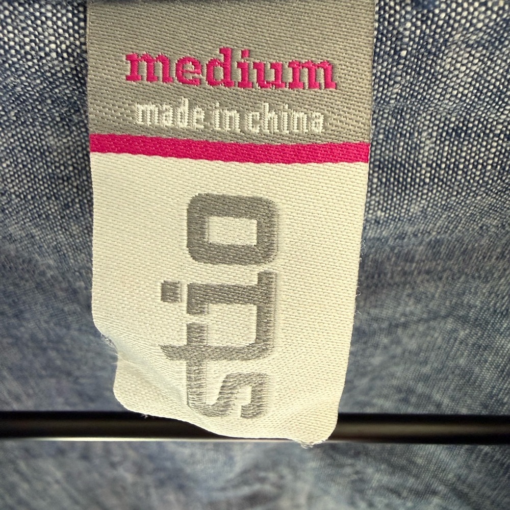 Stio Denim Blue Casual Button-Down Shirt - Picture 2 of 3